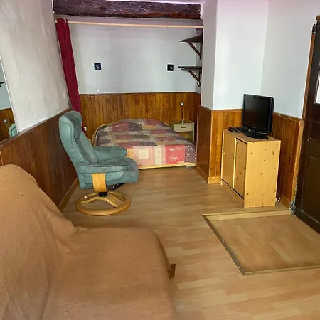 Apartment T2 Au Centre De Jausiers